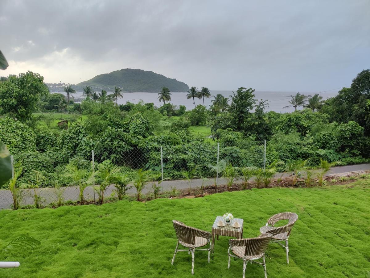 Spicy Mango Ocean Paradise - Luxurious Sea View Villa In Alibaug Christpada Exteriör bild