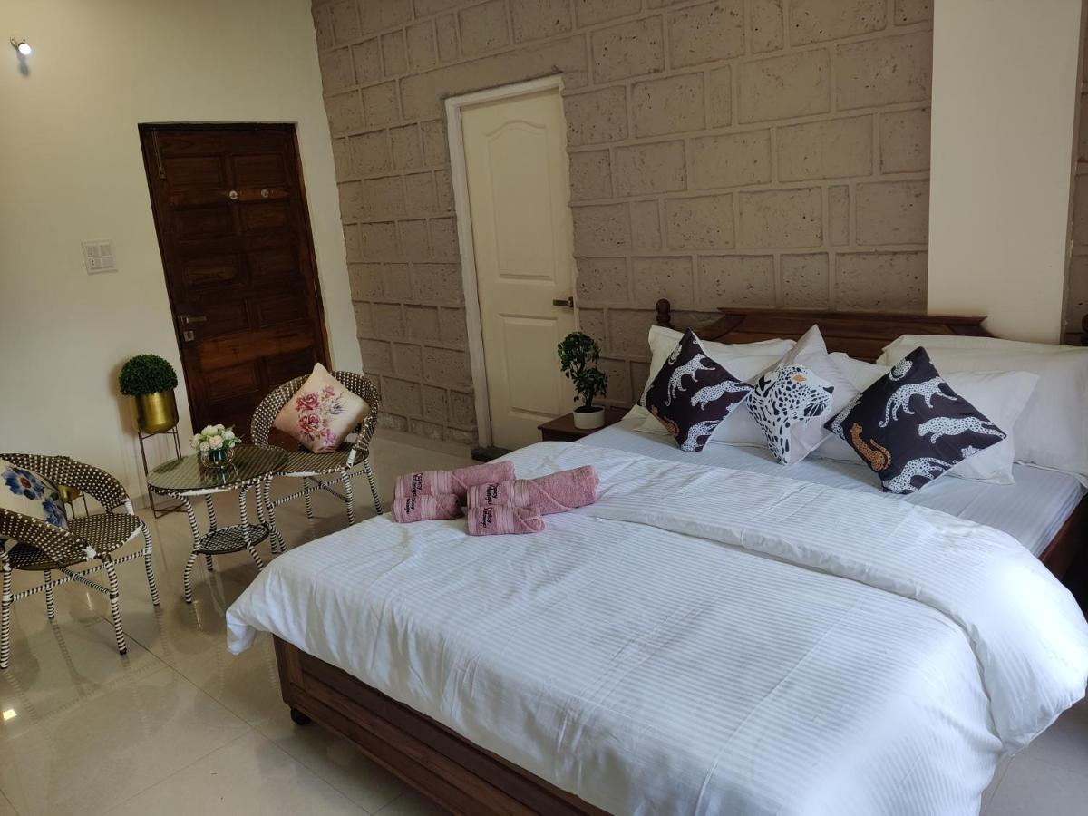 Spicy Mango Ocean Paradise - Luxurious Sea View Villa In Alibaug Christpada Exteriör bild