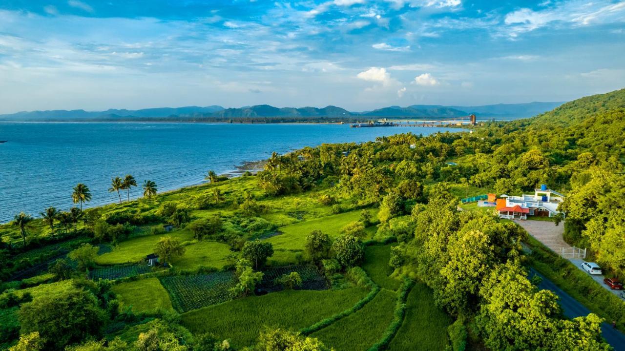 Spicy Mango Ocean Paradise - Luxurious Sea View Villa In Alibaug Christpada Exteriör bild