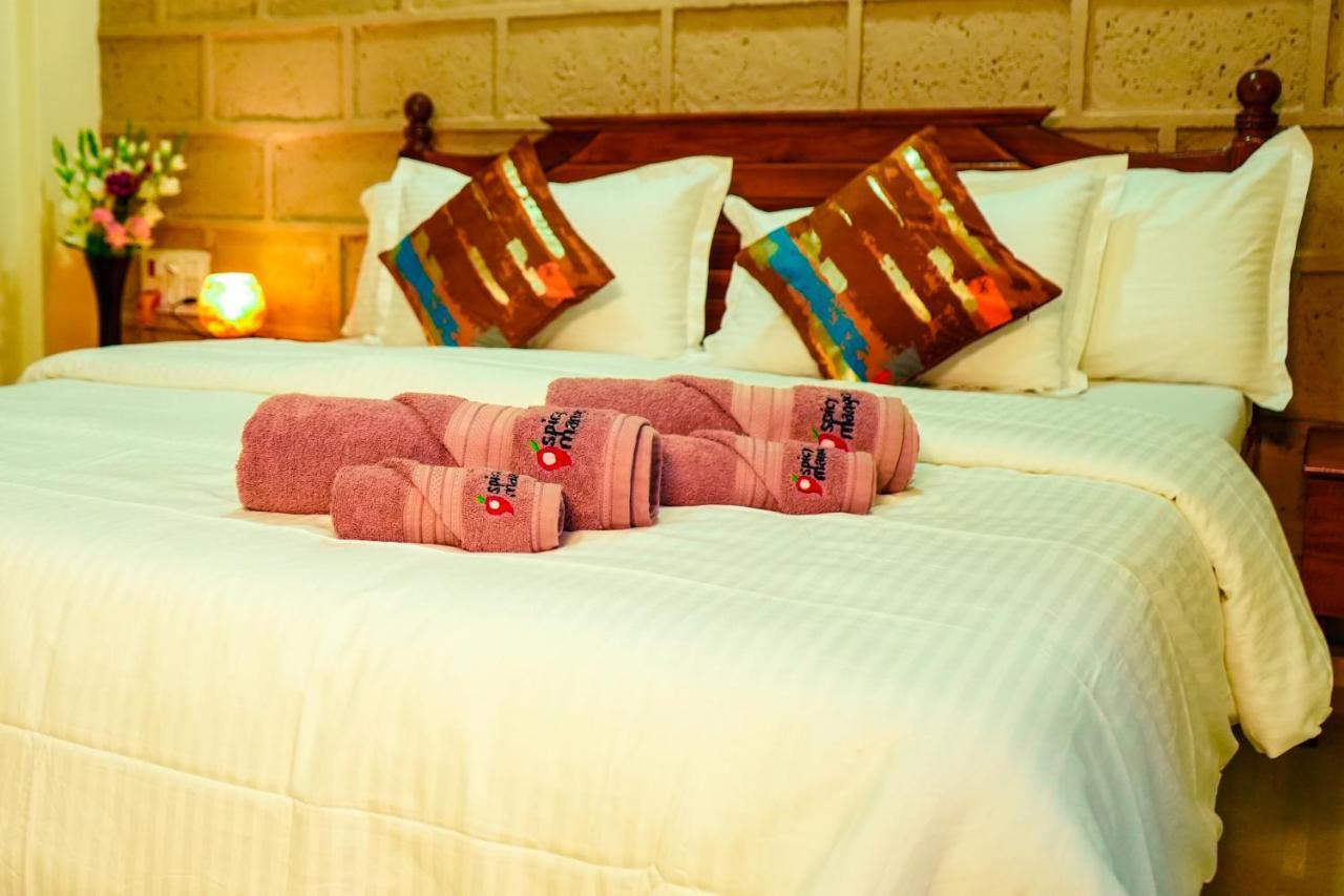 Spicy Mango Ocean Paradise - Luxurious Sea View Villa In Alibaug Christpada Exteriör bild